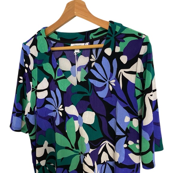 Chico’s Travelers coastline floral V-Neck stretch Top purple nightshade size L - Picture 5 of 16